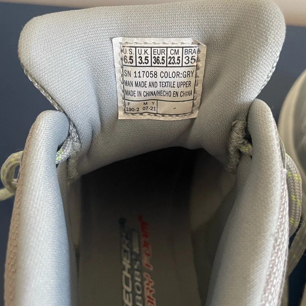 WOMEN'S SKECHERS BOBS SPORT SPARROW 2.0 - SNOW MOUNTAIN SIZE 6.5 - Picture 7 of 7